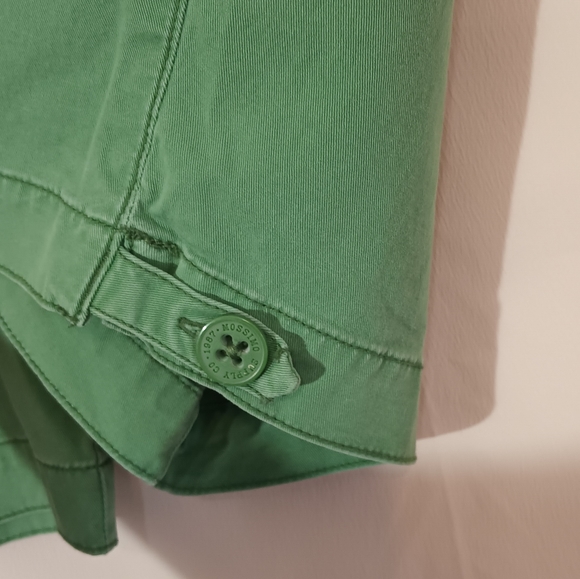 Mossimo supply co. Size 13 mid rise long green shorts/ capris/ bermuda - Picture 7 of 14